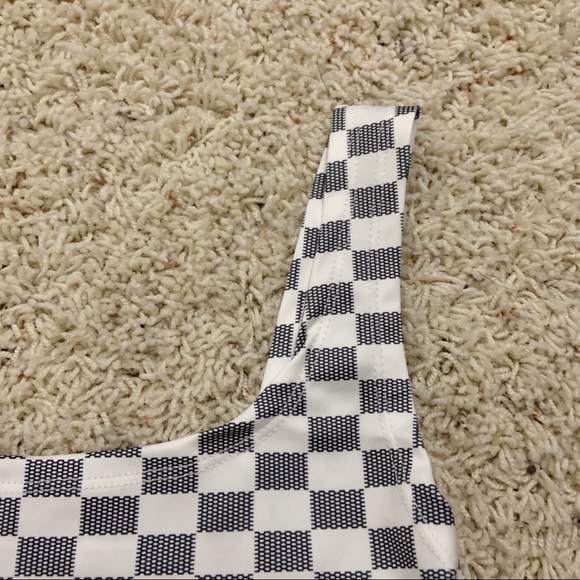 LAST ONE! crop top✨ - Picture 6 of 8